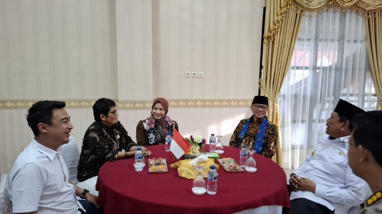 Kunjungan Kerja Menteri Desa dan Pembangunan Daerah Tertinggal Tiba Di Bengkulu. 