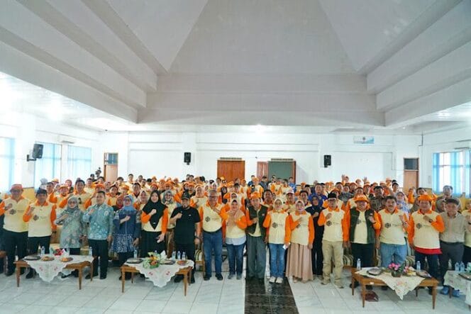 
Helmi Hasan Gubernur Bengkulu, Terpilih Menjadi Ketua IKA UNIB periode 2025-2030. 