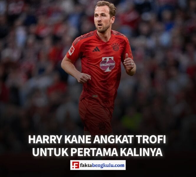 Harry Kane Angkat Trofi Untuk Pertama Kalinya