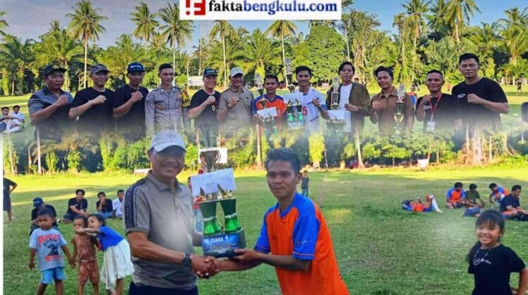 Wadahi Hobi Pemuda, Paman Dayat Sukseskan Turnamen Sepak Bola Seginim Cup