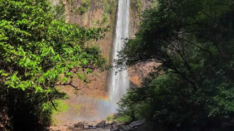 Air Terjun Mandi Angin, Destinasi Wisata Penuh Adrenalin, Cocok Untuk Kamu Yang Suka Hiking.