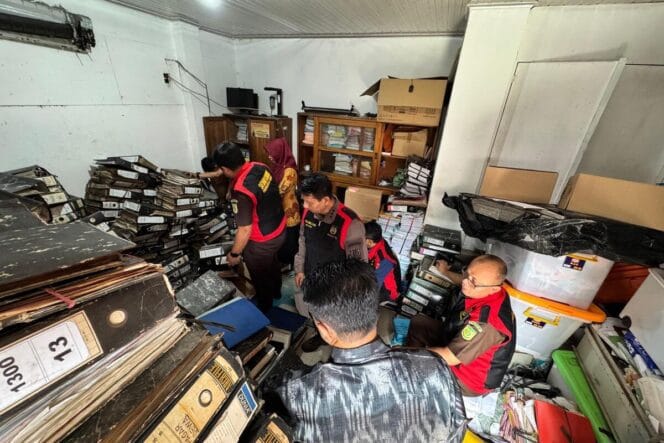 
Penggeledahan BPN Bengkulu Tengah dalam Kasus Korupsi Lahan Tol Bengkulu–Taba Penanjung