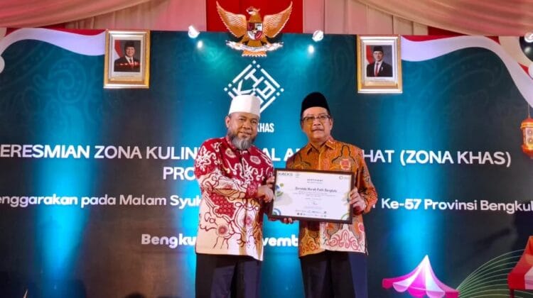 Bengkulu Resmi Miliki Zona Kuliner Halal Pertama di Sumatera : Zona KHAS Berendo Merah Putih