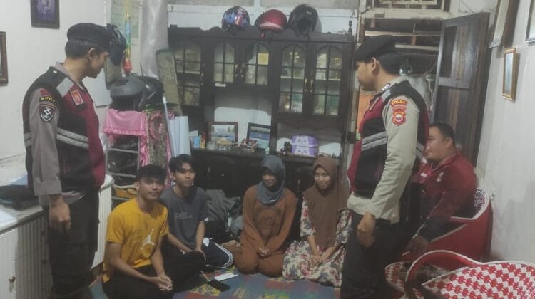 Empat Mahasiswa Selamat Setelah Terjebak Arus Deras di Air Terjun Paliak