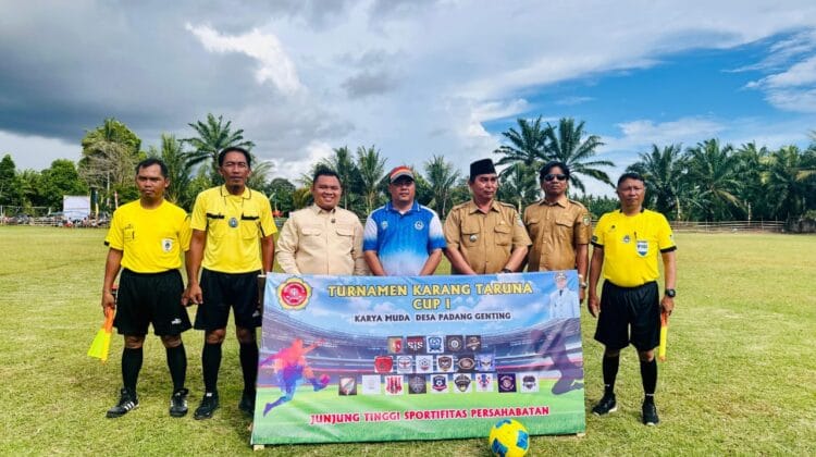 Cetak Bakat Muda Sepak Bola Seluma, Hendri Satrio Buka Karang Taruna Cup I Padang Genting