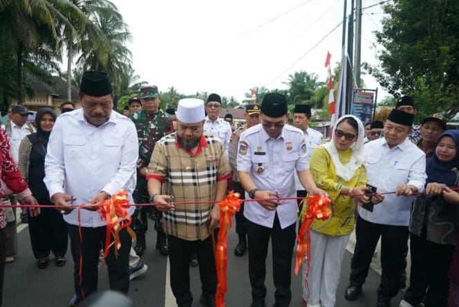
Tutup Tahun 2025, Helmi–Mian Pastikan Keberlanjutan Infrastruktur Jalan di Kabupaten Seluma