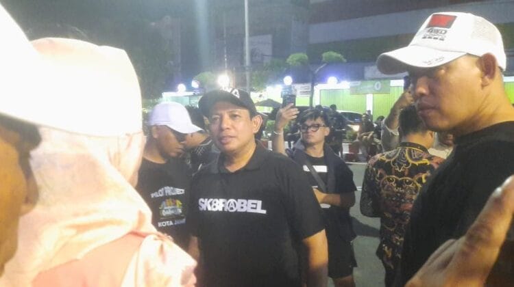 Belungguk Point Jadi Magnet Wisata, Dedy Wahyudi Serap Aspirasi Pedagang Sambil Pantau Kemeriahan