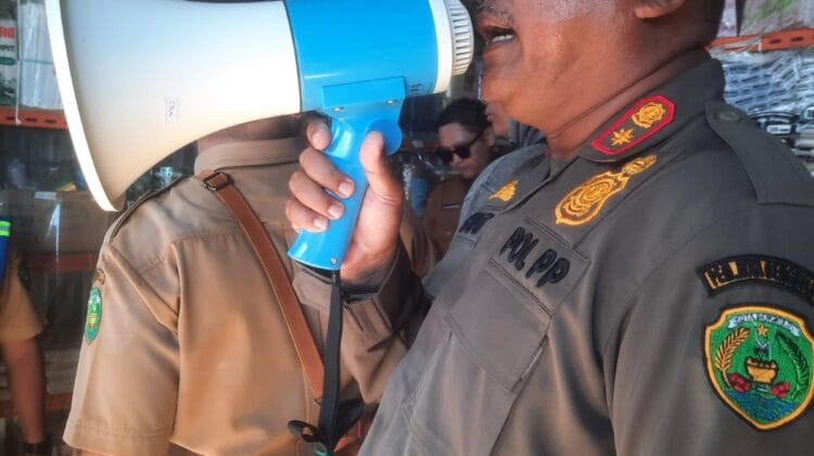 Pasar Panorama Memanas! Satpol PP Beri Ultimatum Bangunan Toko yang Serobot Lahan : Bongkar Sendiri atau Kami Ratakan!