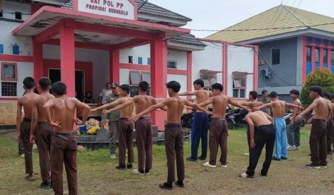 
					Cegah Tawuran dan Geng Motor, Satpol PP Provinsi Bengkulu “Amankan” Puluhan Pelajar SMA di Kawasan Kampung Cina