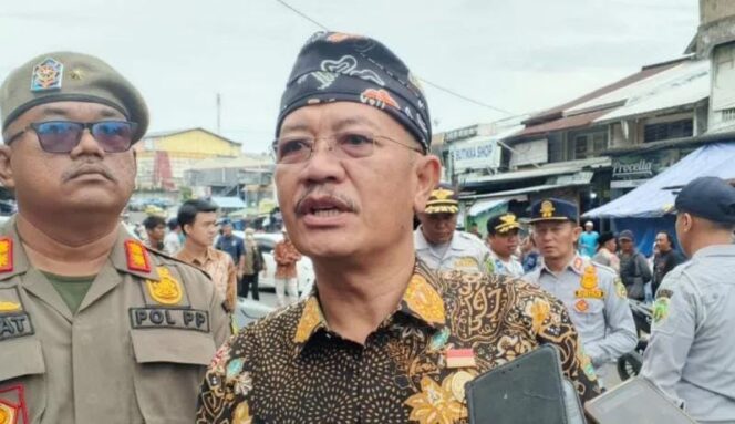 
					Atasi Darurat Sampah, Pemkot Bengkulu Kerahkan Alat Berat Buka Akses Jalan TPA Air Sebakul