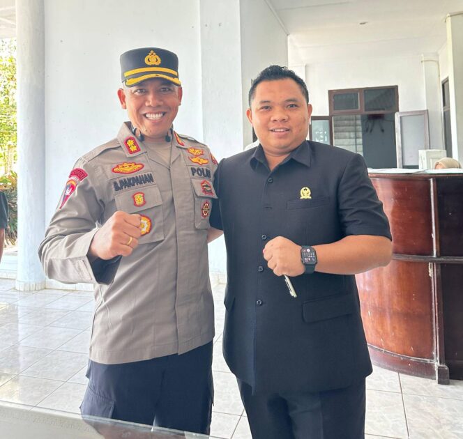 
					Ketua Rampai Nusantara Bengkulu, Hendri Satrio Dukung Penuh POLRI Dibawah Komando Presiden