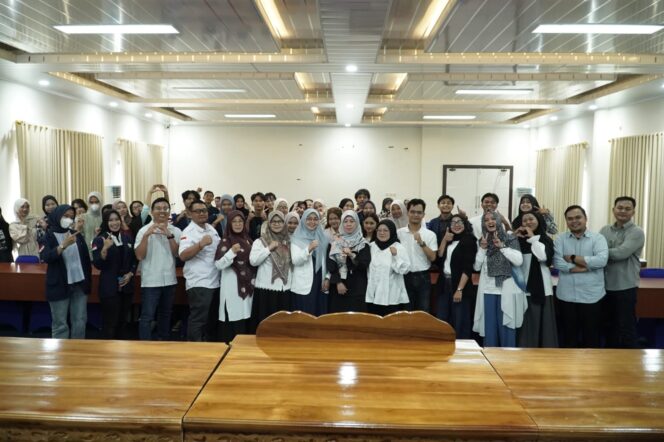 
					Dukung Inovasi Mahasiswa, FISIP UNIB Bekali Strategi Jitu Penyusunan Proposal PKM 2026