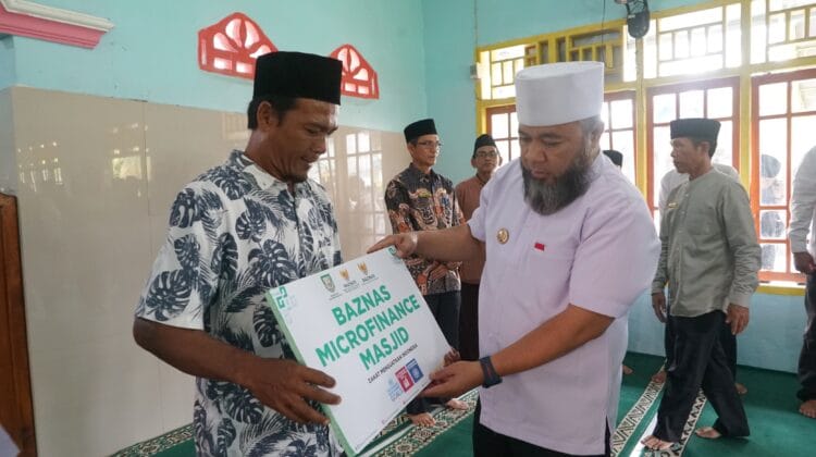 Gubernur Helmi Berikan Modal Untuk Petani, Tokoh Pemuda : Gubernur Pertama Yang Berani Melakukan Sepanjang Sejarah Bengkulu