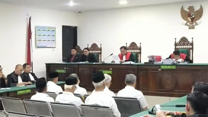 
Tok! Eks Wali Kota Bengkulu Ahmad Kanedi Divonis 2,5 Tahun Penjara Kasus Korupsi Mega Mall