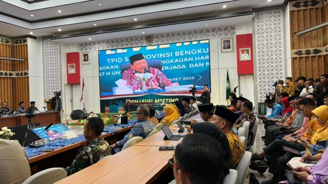 
Jelang Idulfitri, Wagub Mian Warning Stok Pangan: Inflasi Bengkulu Tembus 3,88 Persen!