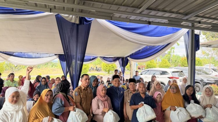 Hendri Satrio ‘Jemput Bola’ Aspirasi Warga Seluma: Politik Bukan Sekadar Jabatan, Tapi Pengabdian Nyata