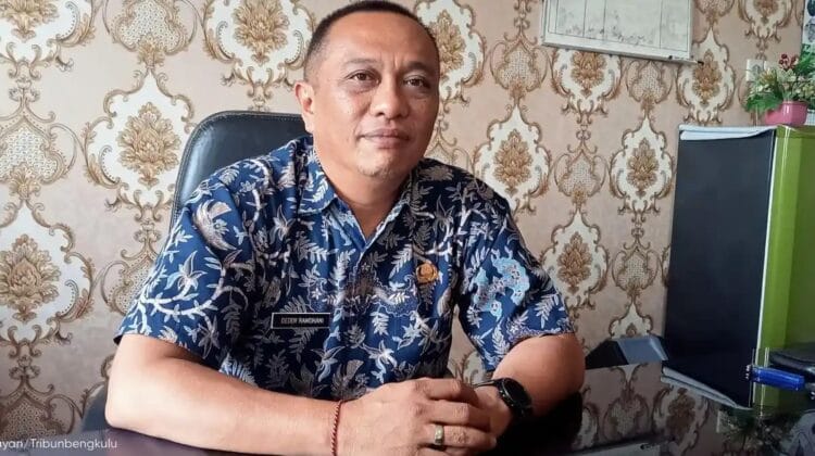 Skandal Perselingkuhan Berulang: Camat Air Periukan Dicopot, Guru PPPK SDN 65 Seluma Dipecat!
