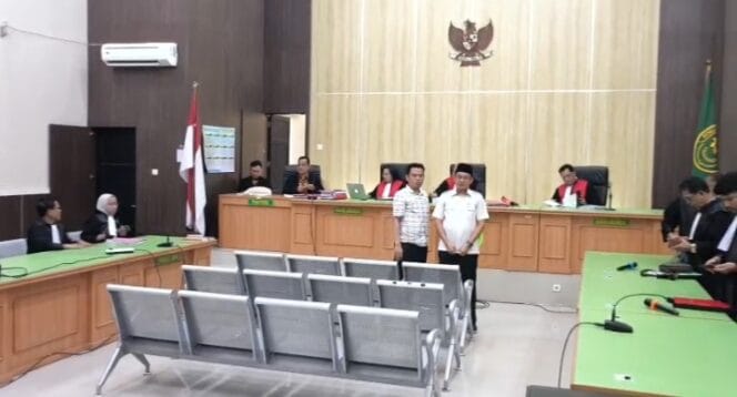
Skandal Korupsi Pasar Panorama: Eks Anggota Dewan Dituntut 7,5 Tahun Penjara, Mantan Kadis 5 Tahun!