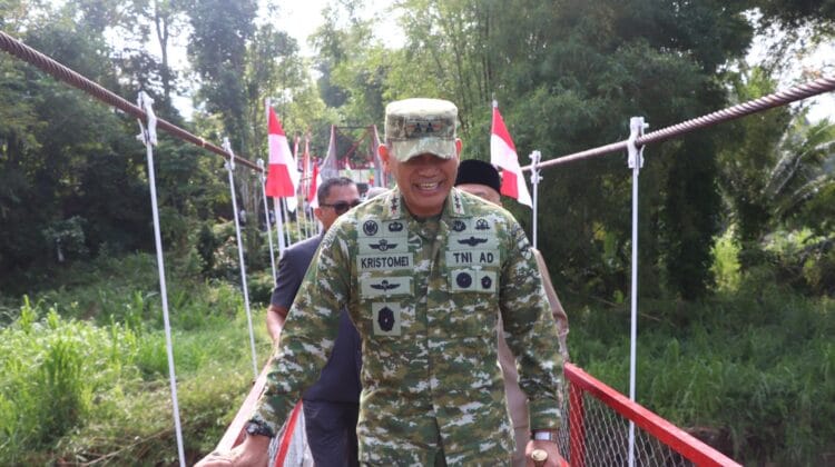 Jembatan Perintis Garuda Rampung, Pangdam XXI/Radin Inten Ajak Warga Taba Penanjung Jaga Akses Vital Ini