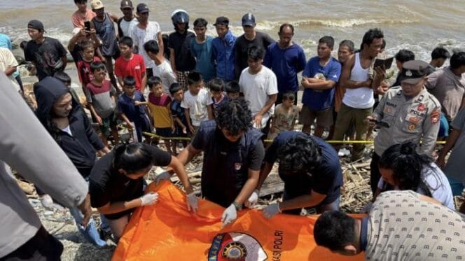 
Misteri Jasad Bayi di Pantai Pasar Bawah: Polisi Buru Pelaku, Tunggu Hasil Autopsi RS Bhayangkara