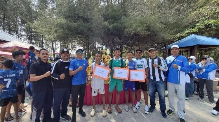 Seru! Turnamen Sepak Bola Pantai Piala Walikota I Sukses Lahirkan Bibit Atlet Muda Berbakat di Bumi Merah Putih   