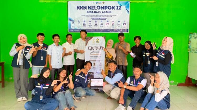 Langkah Maju Desa Kayu Arang: KKN 12 Resmikan SIKODA, Portal Digital Penggerak Kebutuhan Informasi Masyarakat