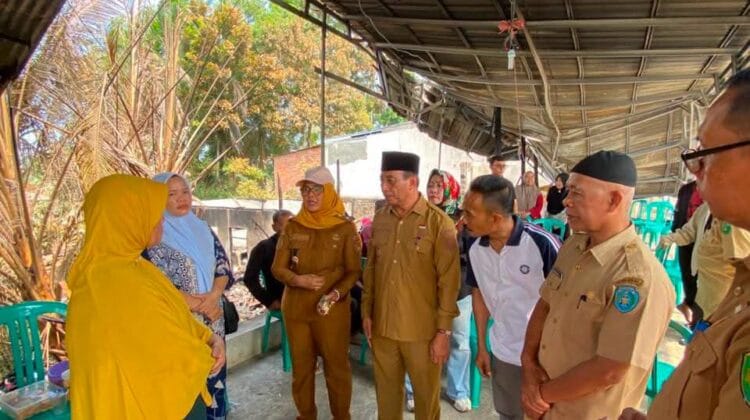 Pemkot Bengkulu Salurkan Bantuan Pascakebakaran untuk Warga Lingkar Barat, Tegaskan Komitmen Hadir di Tengah Masyarakat